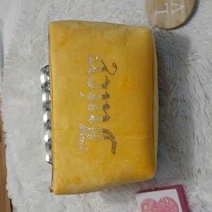 Juicy Couture💎 Yellow 💛 Large Plush Cosmetic Bag 🆕